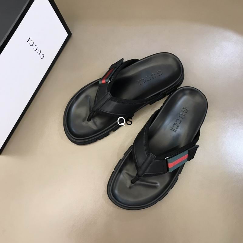 Gucci Men's Slippers 131